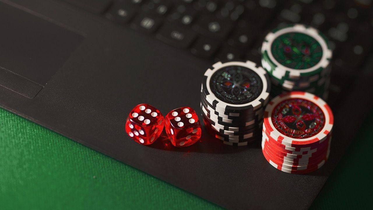 Czy można dziś grać anonimowo w kasynach online?