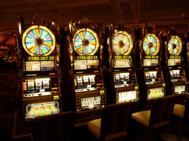 Jak kasyna online pokonują kasyna stacjonarne